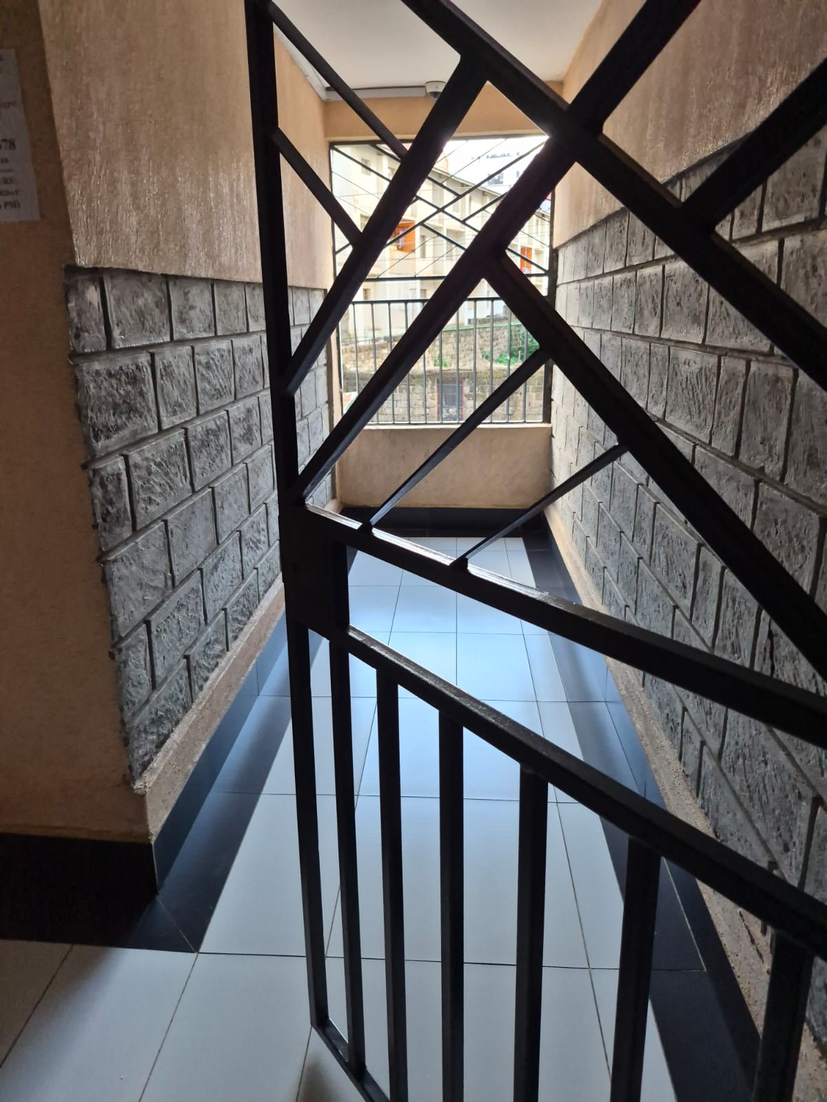 AYDEN HOMES TOWERS unit G01